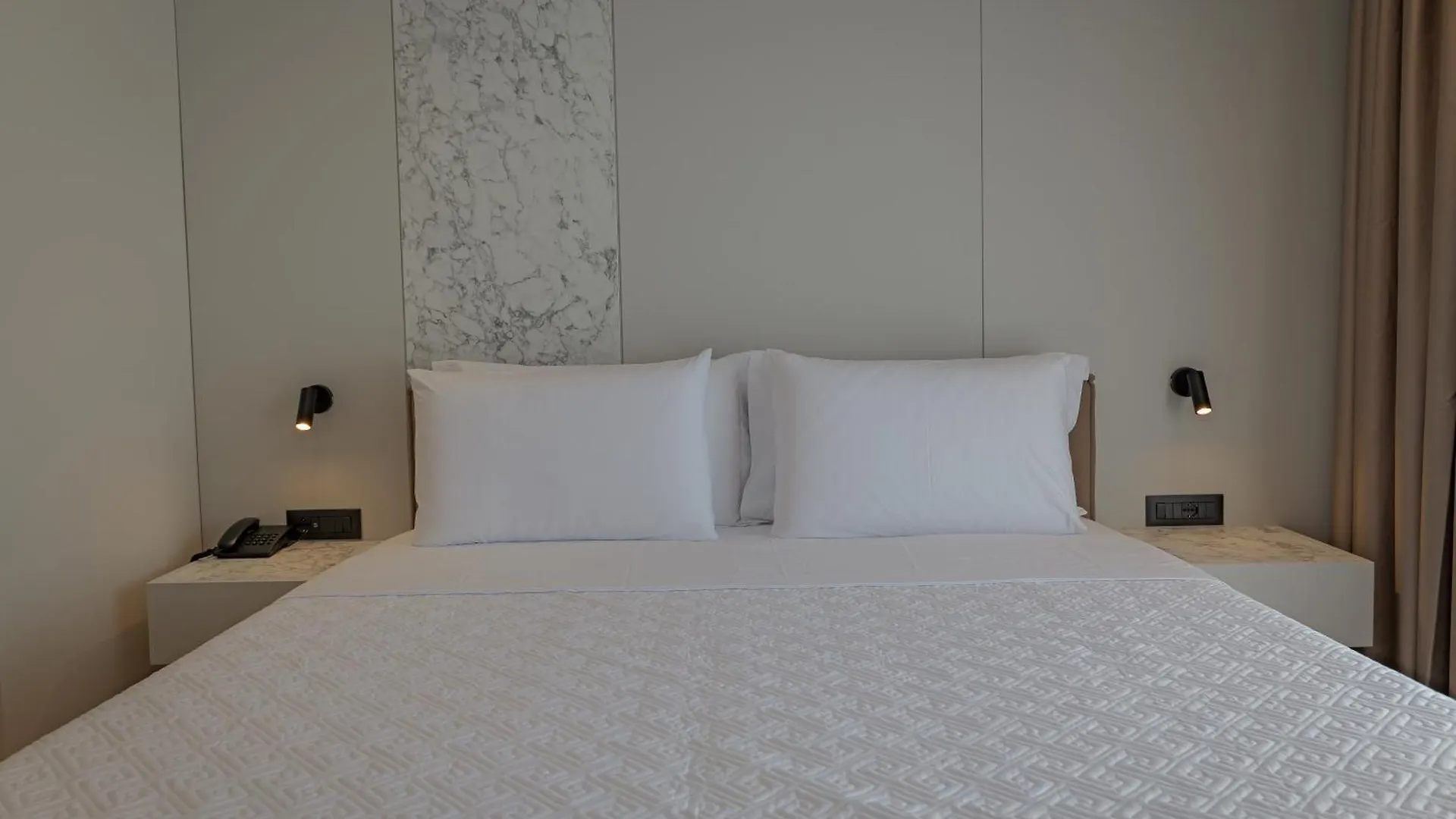 Hotel Teuta Saranda