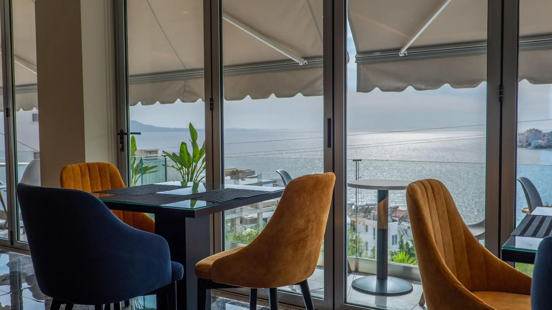 ****  Hotel Teuta Sarandë Albania
